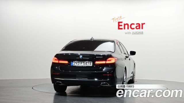 BMW 5 Series 2023 — ფოტო 4/20
