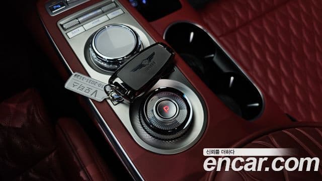 Genesis GV70 2021 — Şəkil 9/20