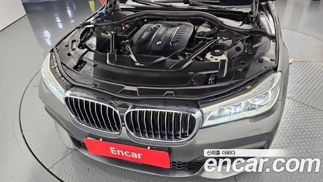 BMW 7 Series 2018 — Şəkil 6/20