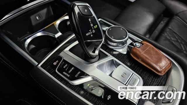 BMW 7 Series 2018 — фото 9 из 20