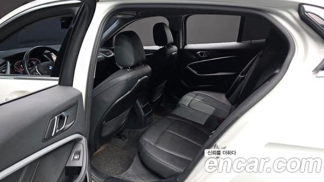 BMW 1 Series 2021 — ფოტო 11/20