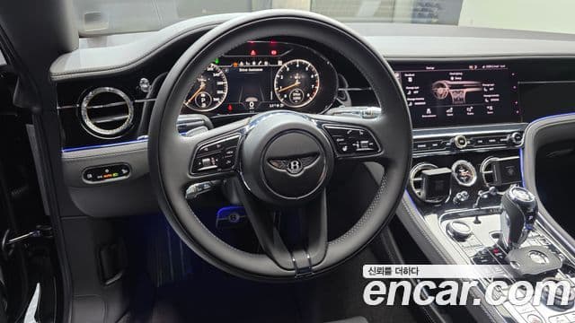 Bentley Continental GT 2023 — Şəkil 13/20
