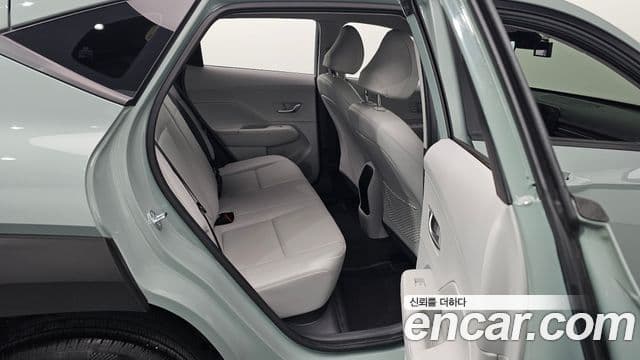 Hyundai Kona 2023 — Şəkil 11/20