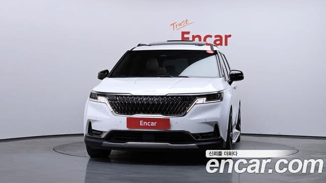 Kia Carnival 2022 — фото 3 из 20