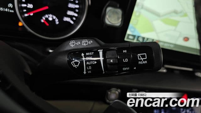 Kia Carnival 2022 — фото 17 из 20