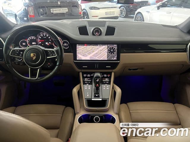 Porsche Cayenne 2020 — Şəkil 19/20