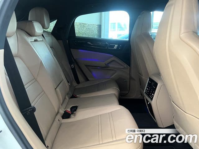 Porsche Cayenne 2020 — Şəkil 12/20