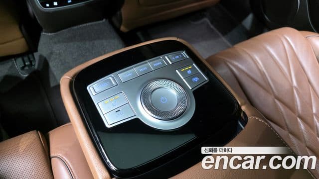 Genesis Electrified G80 2020 — ფოტო 18/20
