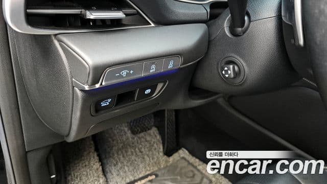 Genesis GV80 2022 — ფოტო 14/20