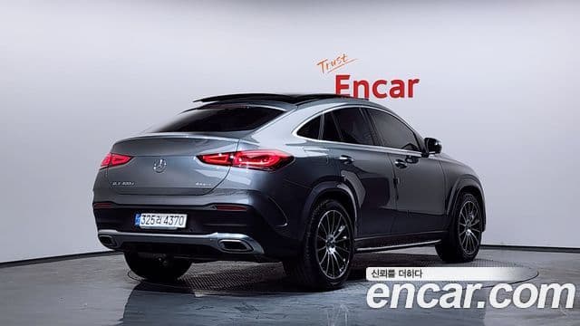 Mercedes-Benz GLE-Class 2022 — Фото 2/20