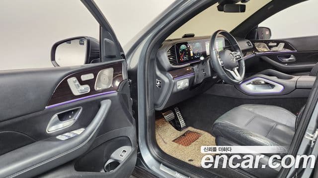 Mercedes-Benz GLE-Class 2022 — Фото 10/20