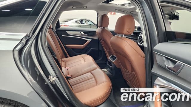Audi A6 2021 — Şəkil 12/20