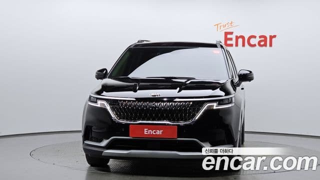 Kia Carnival 2021 — Фото 3/20