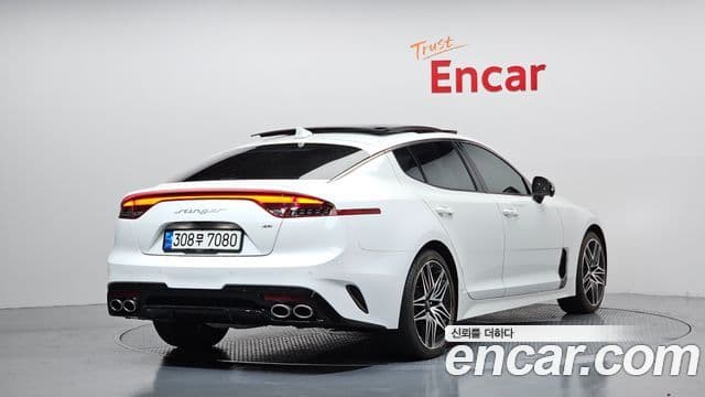 Kia Stinger 2022 — Şəkil 2/20