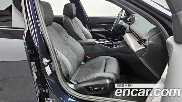BMW 5 Series 2024 — ფოტო 10/20