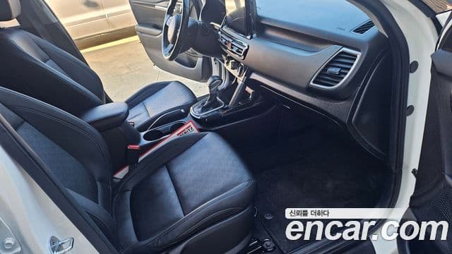 Kia Seltos 2021 — Photo 16/20