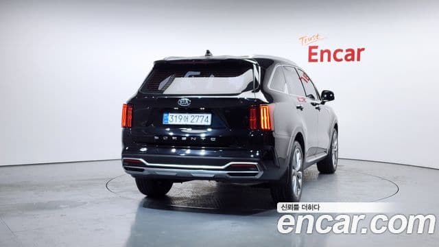 Kia Sorento 2021 — ფოტო 4/20