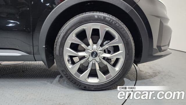 Kia Sorento 2021 — фото 5 из 20