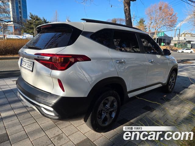 Kia Seltos 2021 — Şəkil 7/20