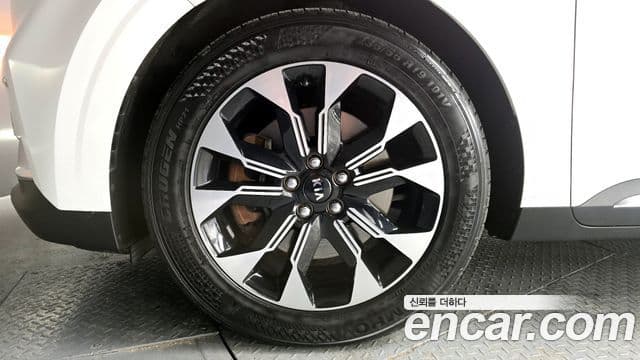Kia Carnival 2021 — Şəkil 11/20