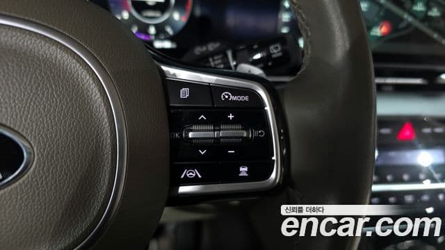 Kia Carnival 2021 — Şəkil 9/20