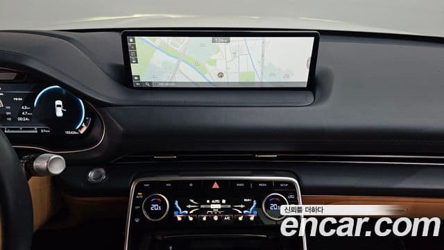 Genesis GV80 2020 — ფოტო 14/20