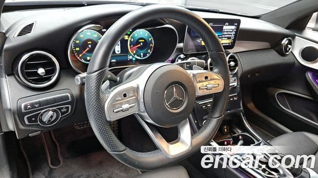 Mercedes-Benz C-Class 2020 — ფოტო 13/20