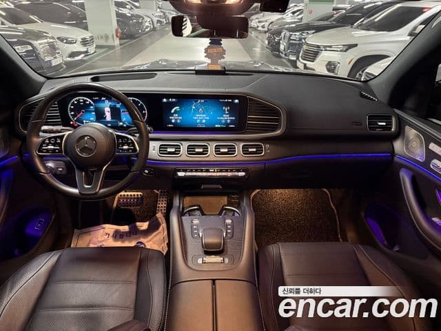 Mercedes-Benz GLS-Class 2023 — Photo 1/19