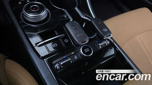 Kia K5 2020 — Şəkil 18/20
