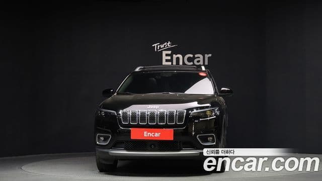 Jeep Cherokee 2021 — Photo 17/20