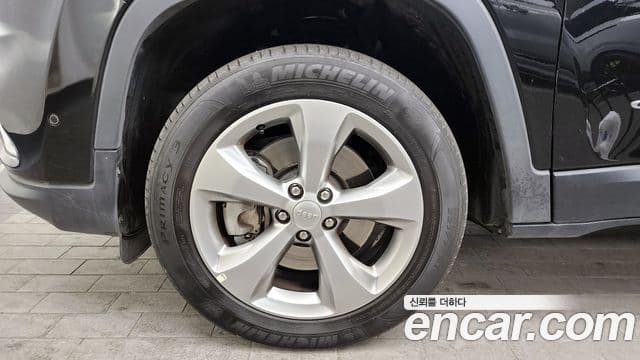 Jeep Cherokee 2021 — Photo 20/20