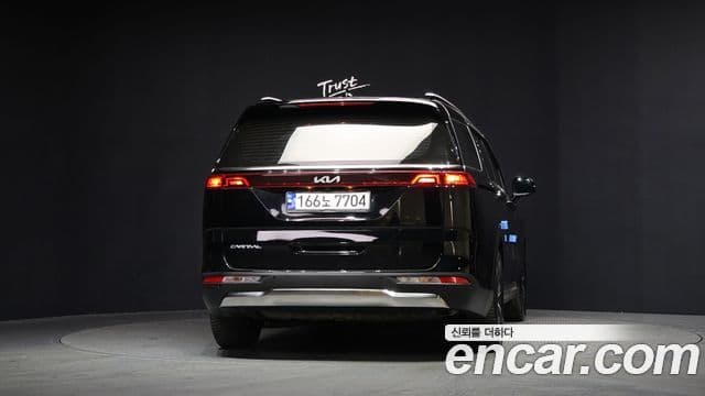 Kia Carnival 2023 — Фото 4/20