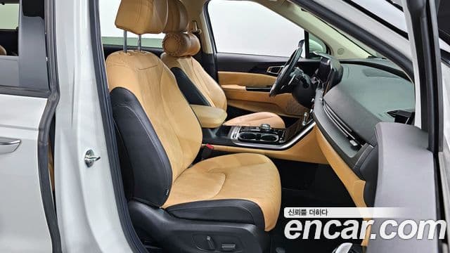 Kia Carnival 2020 — Şəkil 10/20