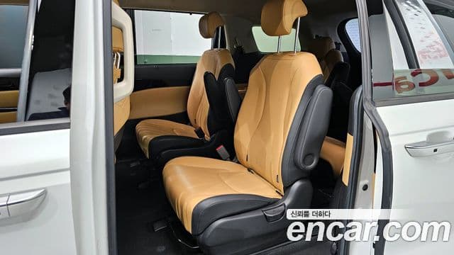 Kia Carnival 2020 — Şəkil 12/20