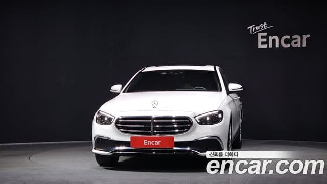 Mercedes-Benz E-Class 2020 — Şəkil 19/20