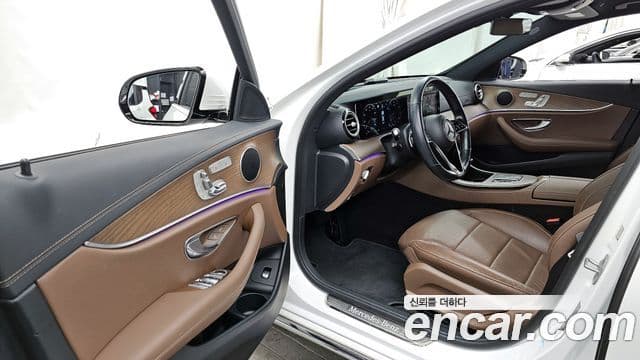 Mercedes-Benz E-Class 2020 — Şəkil 10/20