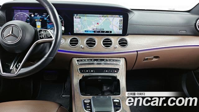 Mercedes-Benz E-Class 2020 — Şəkil 18/20