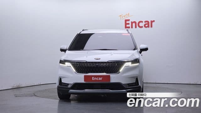 Kia Carnival 2021 — Фото 3/20