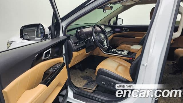 Kia Carnival 2021 — Фото 10/20