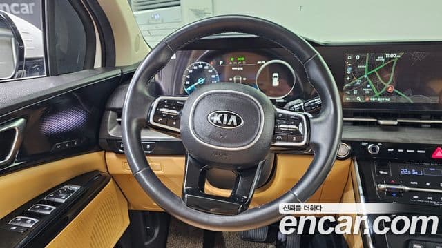 Kia Carnival 2021 — Фото 13/20