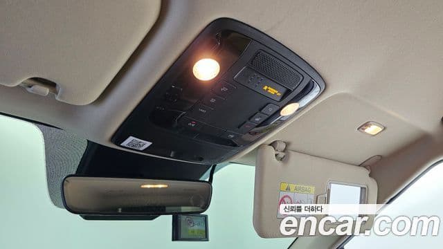 Kia Carnival 2021 — Фото 19/20
