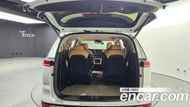 Kia Carnival 2021 — Фото 20/20