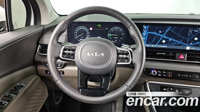 Kia Carnival 2024 — Фото 13/20