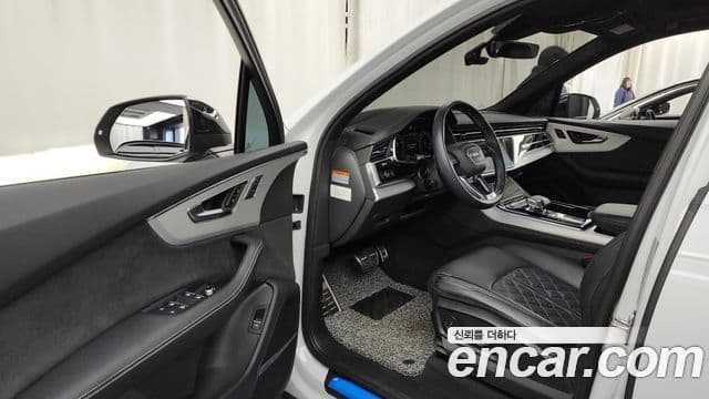 Audi Q7 2023 — ფოტო 10/20