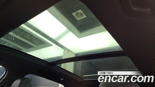 Audi Q7 2023 — ფოტო 18/20