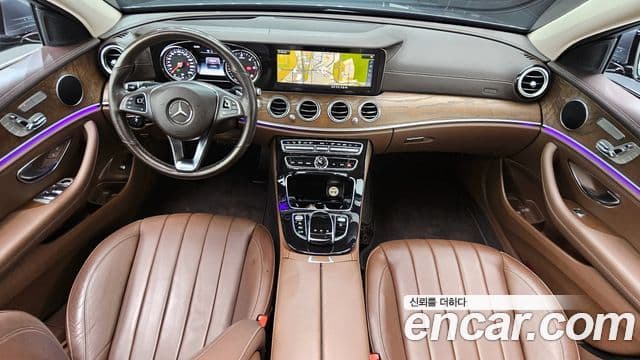 Mercedes-Benz E-Class 2018 — Şəkil 7/20