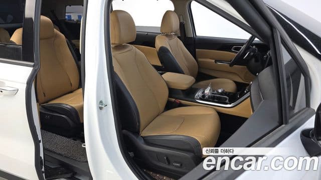 Kia Carnival 2023 — Фото 10/20