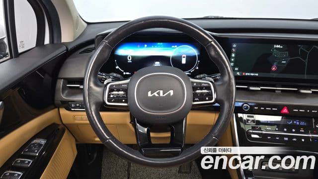 Kia Carnival 2023 — Фото 14/20