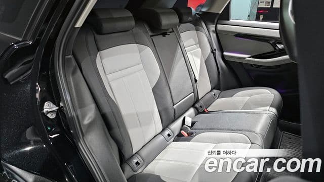 Land Rover Range Rover Evoque 2025 — ფოტო 12/20