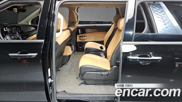 Kia Carnival 2021 — Şəkil 12/20